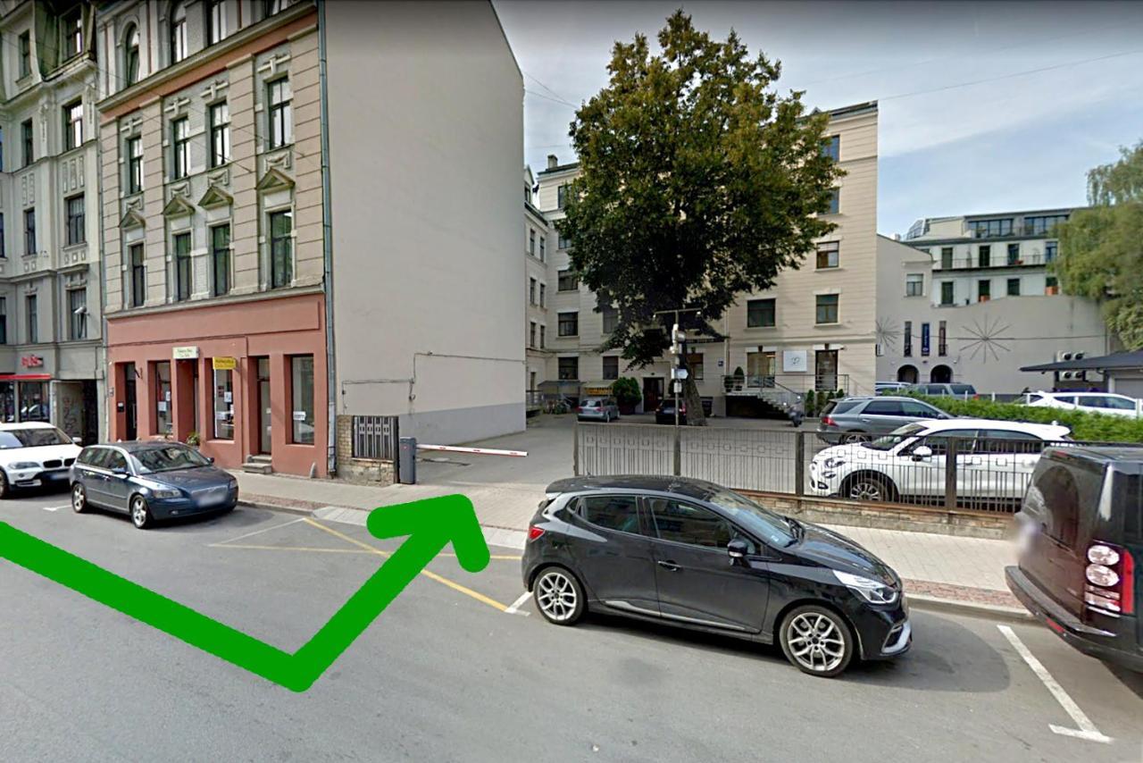 리가 Dzirnavu 92, Free Private Parking 아파트 외부 사진